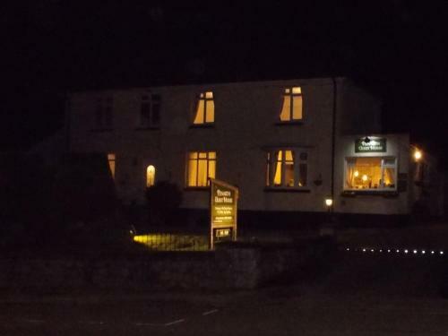 Bed & Breakfast Penarth Guest House