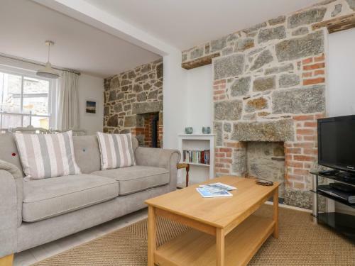 Alice Cottage