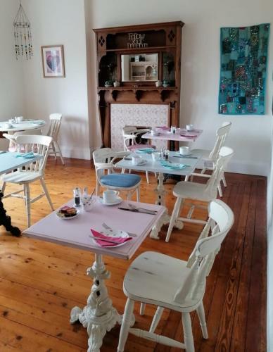 Bed & Breakfast Furain