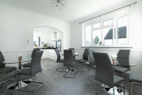 Kvm Sugar Way House By Kvm Serviced Accommodation
