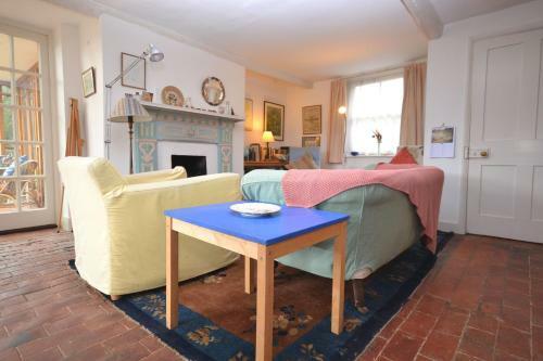 Downgate Villa, Petersfield