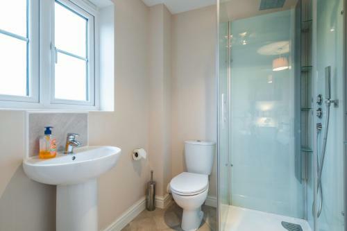 Apartamento Large Contractor House - Free Parking By Comfyworkers