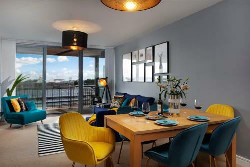 Premium Listing Plymouth Sea View Apartment