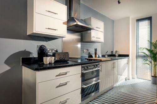 Premium Listing Plymouth Sea View Apartment