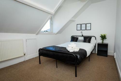 Remarkable 5-bed House In Plymouth