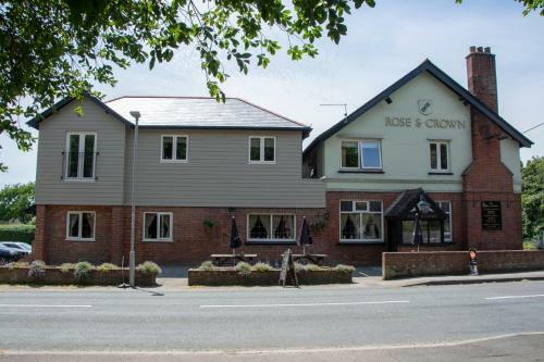 Hotel Rose And Crown