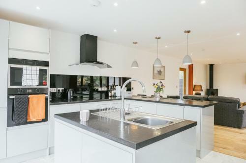Cae Deini - Luxury Holiday Home