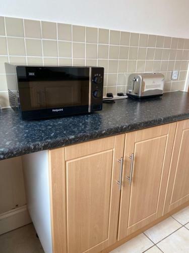 Central Location - 2 Bedroom Apartment