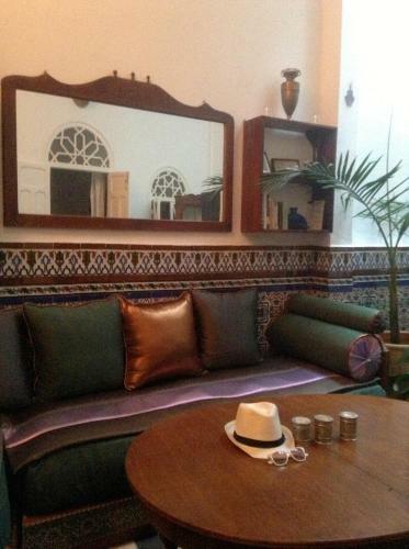 Riad Dar Nakhla Naciria