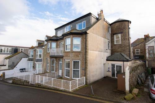 Waves Apartment, St Ives