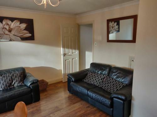 Waterfront Apartment In The Heart Of St Neots