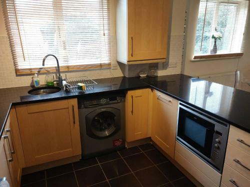 River Ground Floor Apartment - 70 Skipper Way