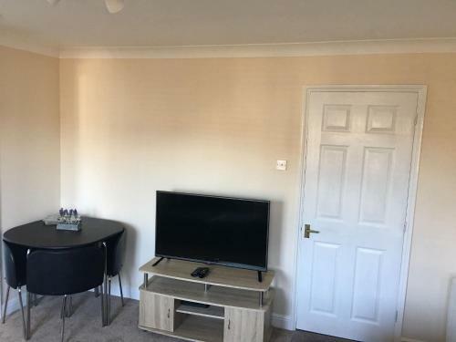 Eaton Ford Green Apartment