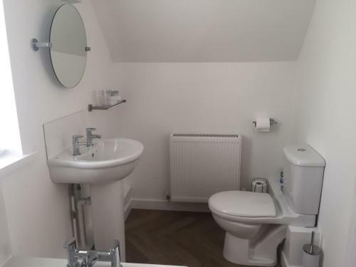 Hostal Coombe House