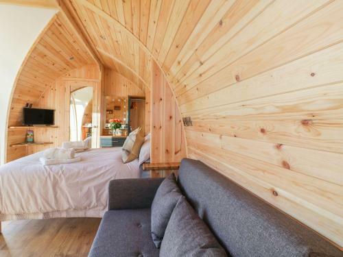 Chapel Pod