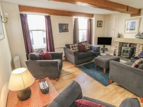 Salmon Cottage