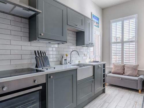 Studio 5 Groveside