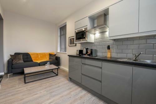 42 Apart-hotel