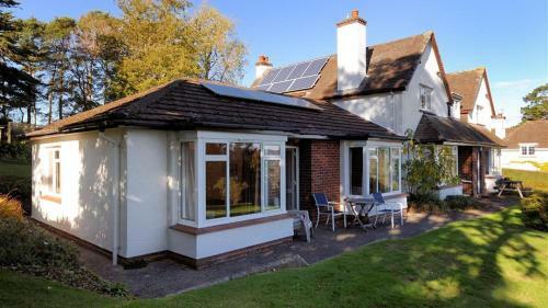 West Ridge Bungalow