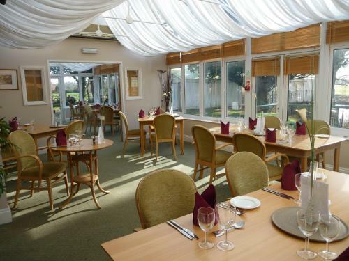 Millhouse Hotel And Riverside Restaurant