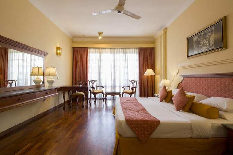 Hotel Mahaweli Reach