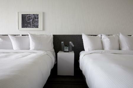 TRYP Quebec Hotel Pur