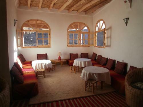 Hostal Kasbah Agoulzi