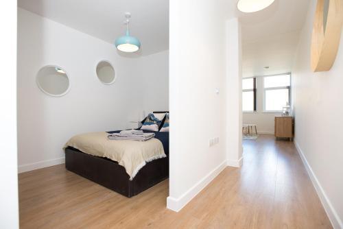 Modern 1 Bedroom Apartment In City Centre