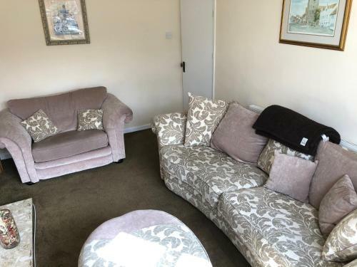 Home2home Captivating 4-bed House In Solihull