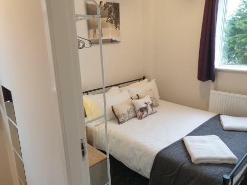 South Shield's Hidden Gem Diamond House Sleeps 8 Guests