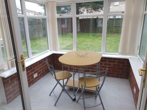 South Shield's Hidden Gem Diamond House Sleeps 8 Guests