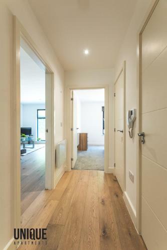 Unique & Stylish Apartment Close To Harbour