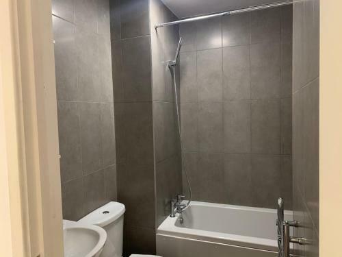 Golden Gate Apartments-southampton