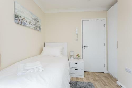 Luxury Blackberry Apartments