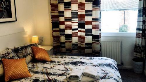 Hostal Love: Peaceful Neighbourhood Near Heathrow