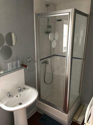 Bed & Breakfast Channel View Guest House