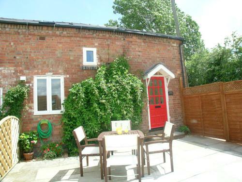 Juliet Cottage Hot Tub Sleeps 3 Singles Or Double