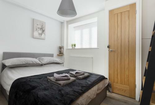 The Old Antique Shop