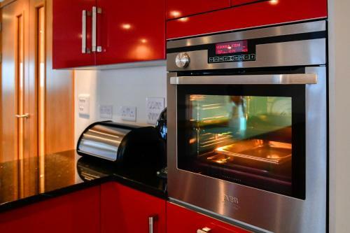 Apartamentos Just Stay Wales - Meridian Quay Penthouses
