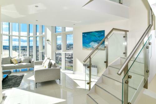 Apartamentos Just Stay Wales - Meridian Quay Penthouses
