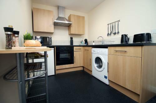 Masonic Heights Apartment 27