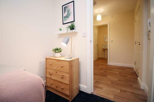 Masonic Heights Apartment 27