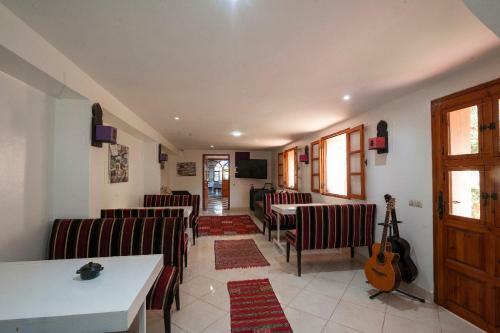 Bed & Breakfast Auberge Le Maquis