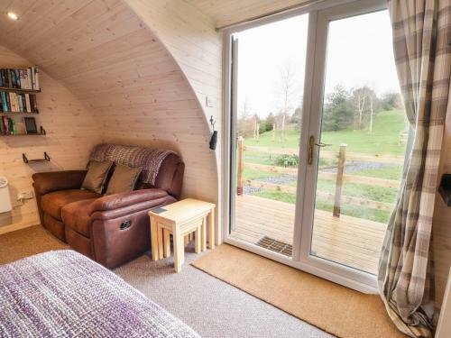 Cabin 1, St. Asaph
