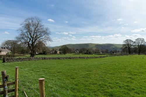 Hill End Cottages