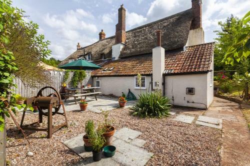 Blueberry Cottage, Old Cleeve