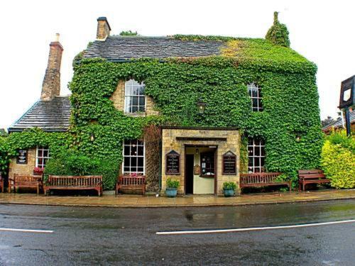 Posada Rockingham Arms By Greene King Inns