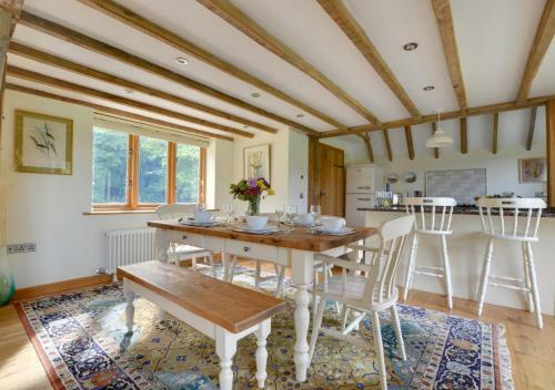 Birdsong Barn