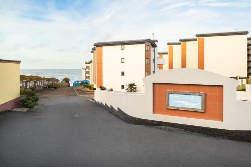 West Beach - Holiday Apartments