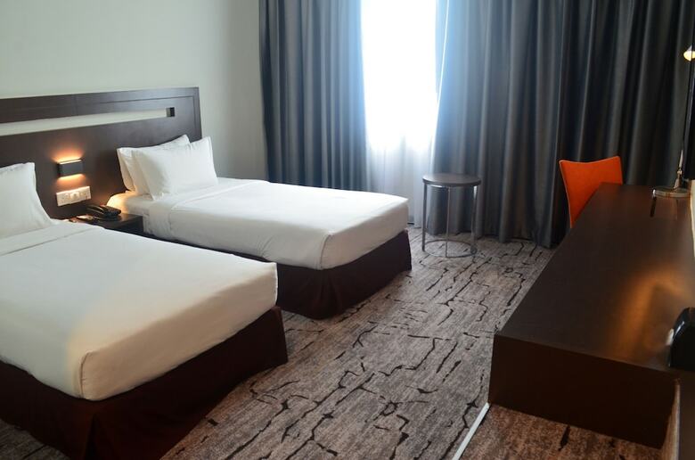 Premiere Hotel